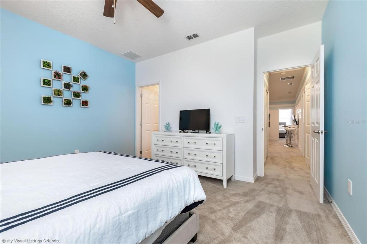 Oakwood Oasis Hotell Davenport Exteriör bild